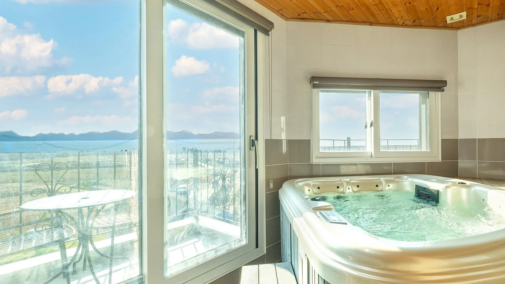 Ganghwa Hanabi Pension Incheon Korsel