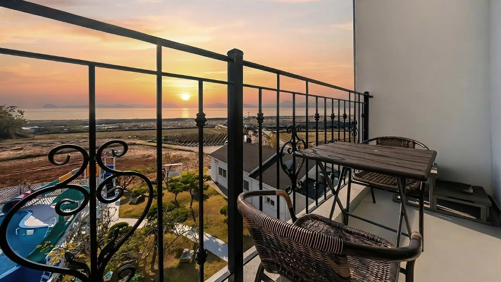 Ganghwa Hanabi Pension Incheon