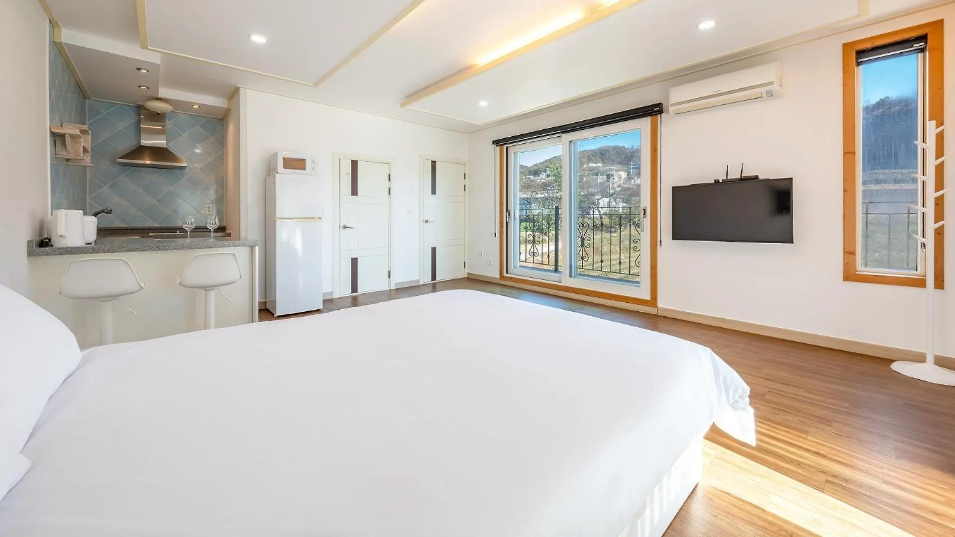 Ganghwa Hanabi Pension Incheon 0*,  South Korea