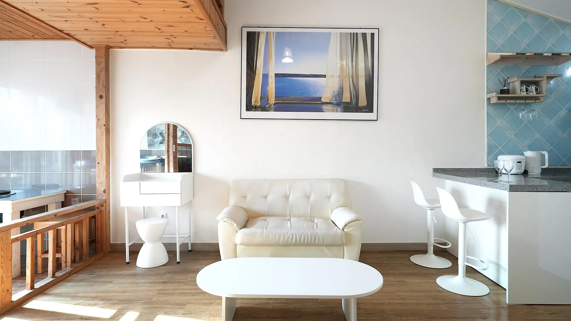 Ganghwa Hanabi Pension インチョン広域市 0*,  韓国